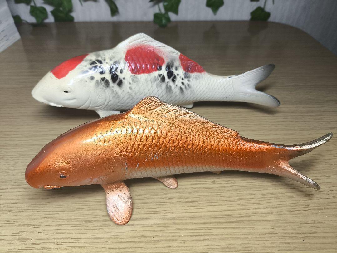 Carp Fish Metal statue 9.5 & 8.4 inch Width Japanese Metalwork Figurine