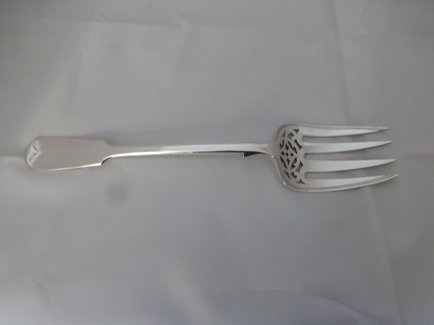 Victorian Silver Serving Fish Fork London 1881 Henry John Lias & James Wakely