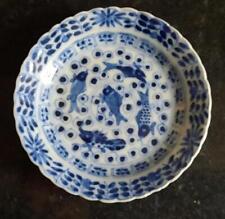 Superb Chinese Kangxi Period Miniature Swimming Fish Pattern Porcelain Dish 1662 picture