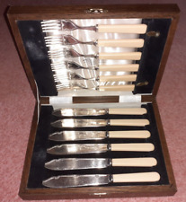 Vintage silver plated set of 6 boxed fish knives and forks. picture