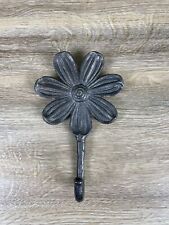 Flower Wall Hook Shabby Boho Chic Decor Hanging Metal Aged Daisy Decorative picture